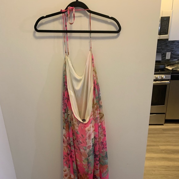 Show Me Your MuMu Erlyn Maxi Dress - Tropical Barbie - Picture 4 of 7